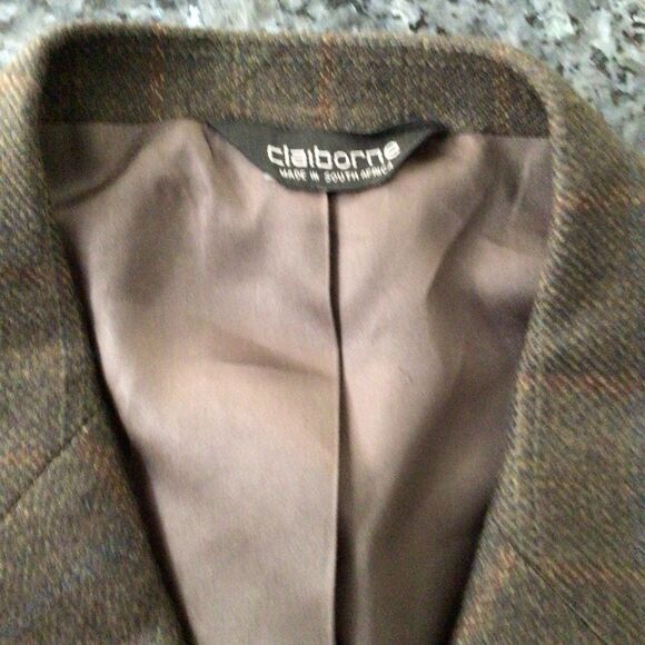 Claiborne Wool-Cashmere Blazer – Size 44R - Picture 6 of 8